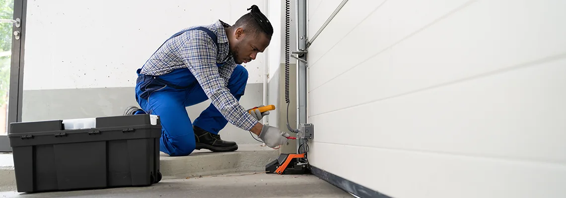 Repair Garage Door Not Closing But Light Flashing in Pompano Beach